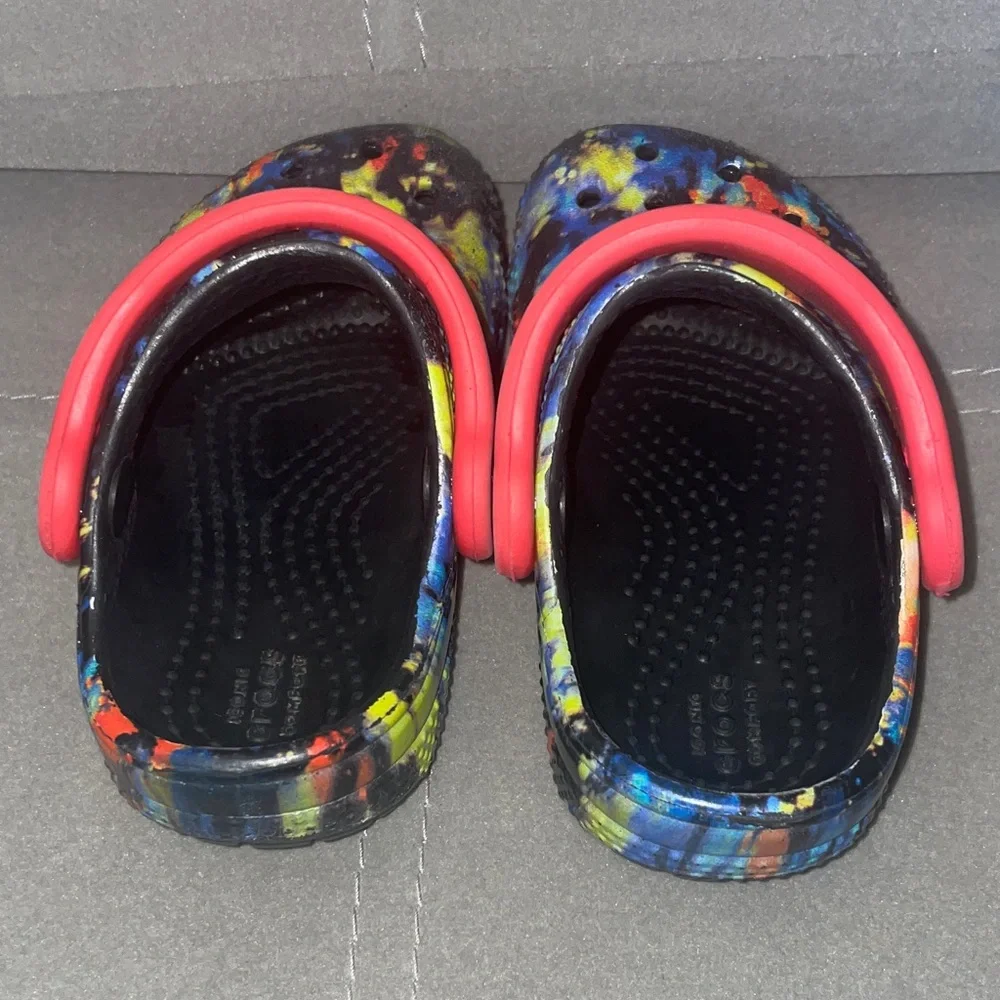 CROCS Kids Colorful Water Shoes with Red Strap